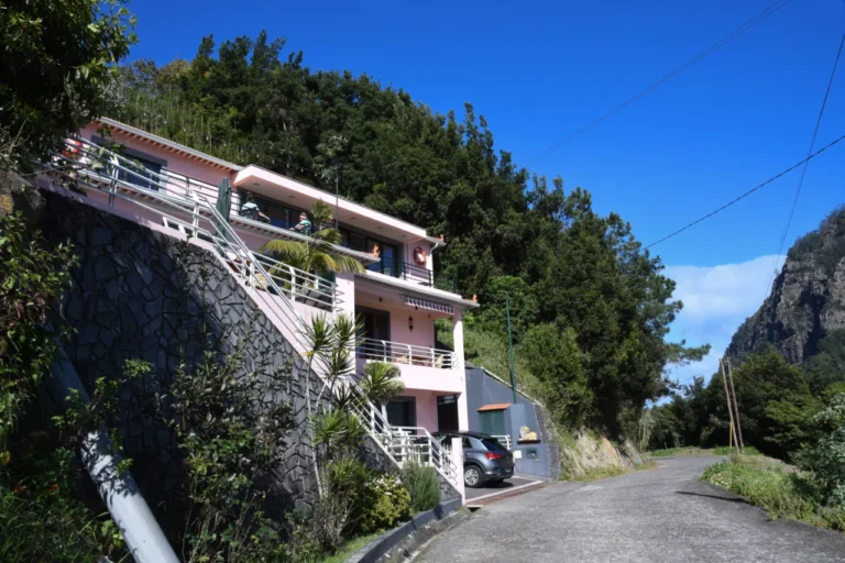 Porto da Cruz accommodation at Villa da Rochinha